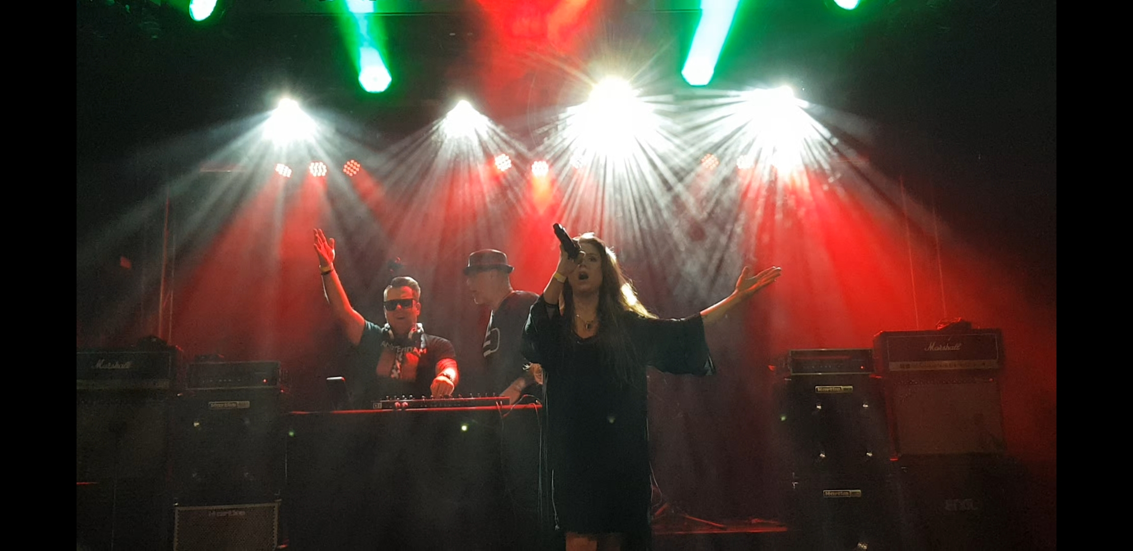 Wuppertal Hilft Electric Dada